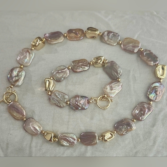 None Jewelry - Vibrant Square Freshwater Pearl Necklace & Bracelet Set "Can Be Sold Separated"